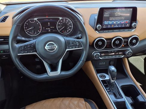 Used 2023 Nissan Sentra SV w/ SV Premium Package image 13