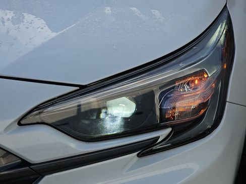 Certified 2025 Subaru Legacy Premium AWD/4WD image 34