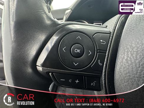 Used 2022 Toyota Camry SE FWD image 18