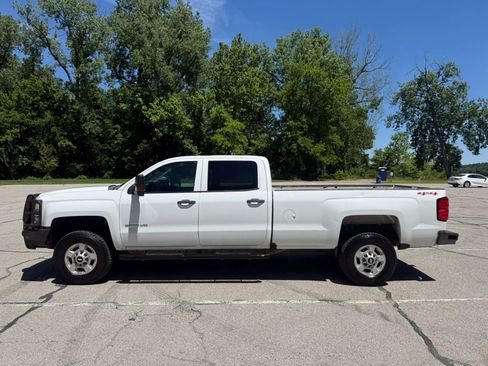 Used 2016 Chevrolet Silverado 2500 W/T w/ WT Convenience Package AWD/4WD image 8