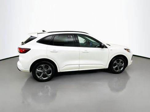 Used 2024 Ford Escape ST-Line w/ Equipment Group 301A image 8