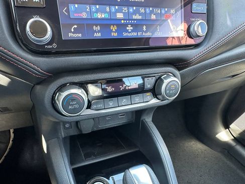 Used 2024 Nissan Versa SR FWD image 27
