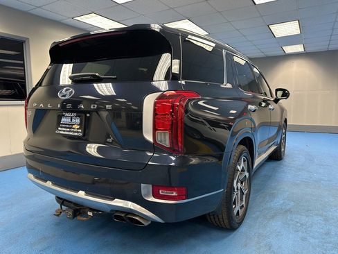 Used 2021 Hyundai Palisade Calligraphy image 2