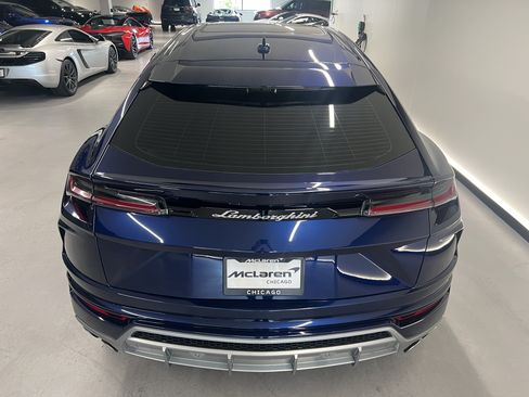 Used 2019 Lamborghini Urus AWD/4WD image 6