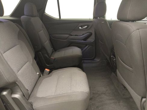 Used 2023 Chevrolet Traverse LT w/ LPO, Cargo Package AWD/4WD image 19