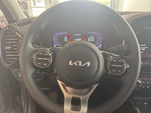 New 2025 Kia Soul S image 16