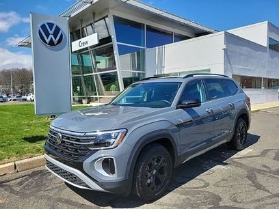 New 2026 Volkswagen Atlas Peak Edition