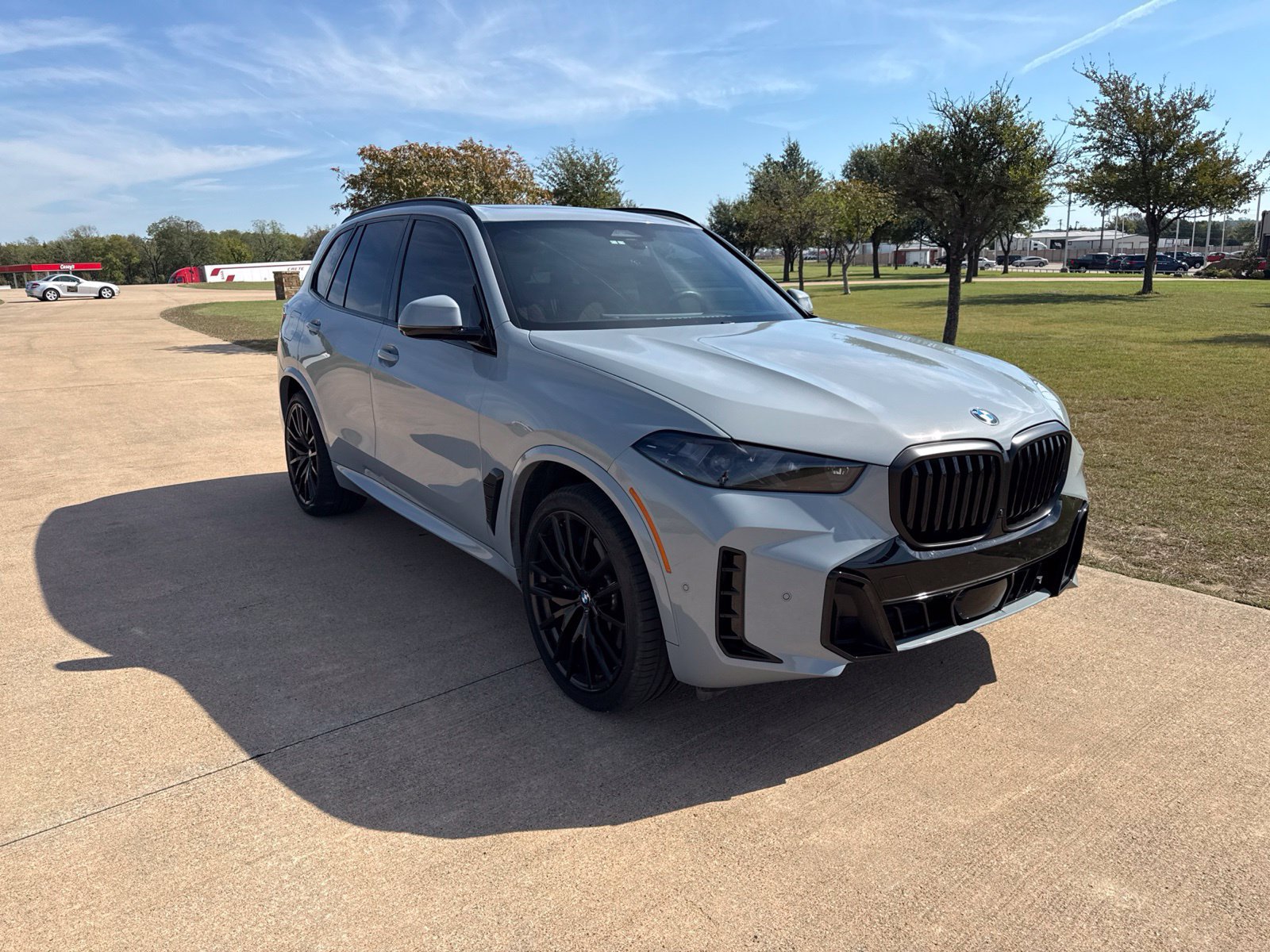 Used 2025 BMW X5 xDrive40i w/ Executive Package AWD/4WD image 11