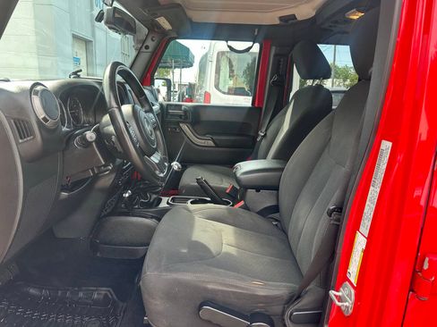 Used 2016 Jeep Wrangler Unlimited Sport AWD/4WD image 12