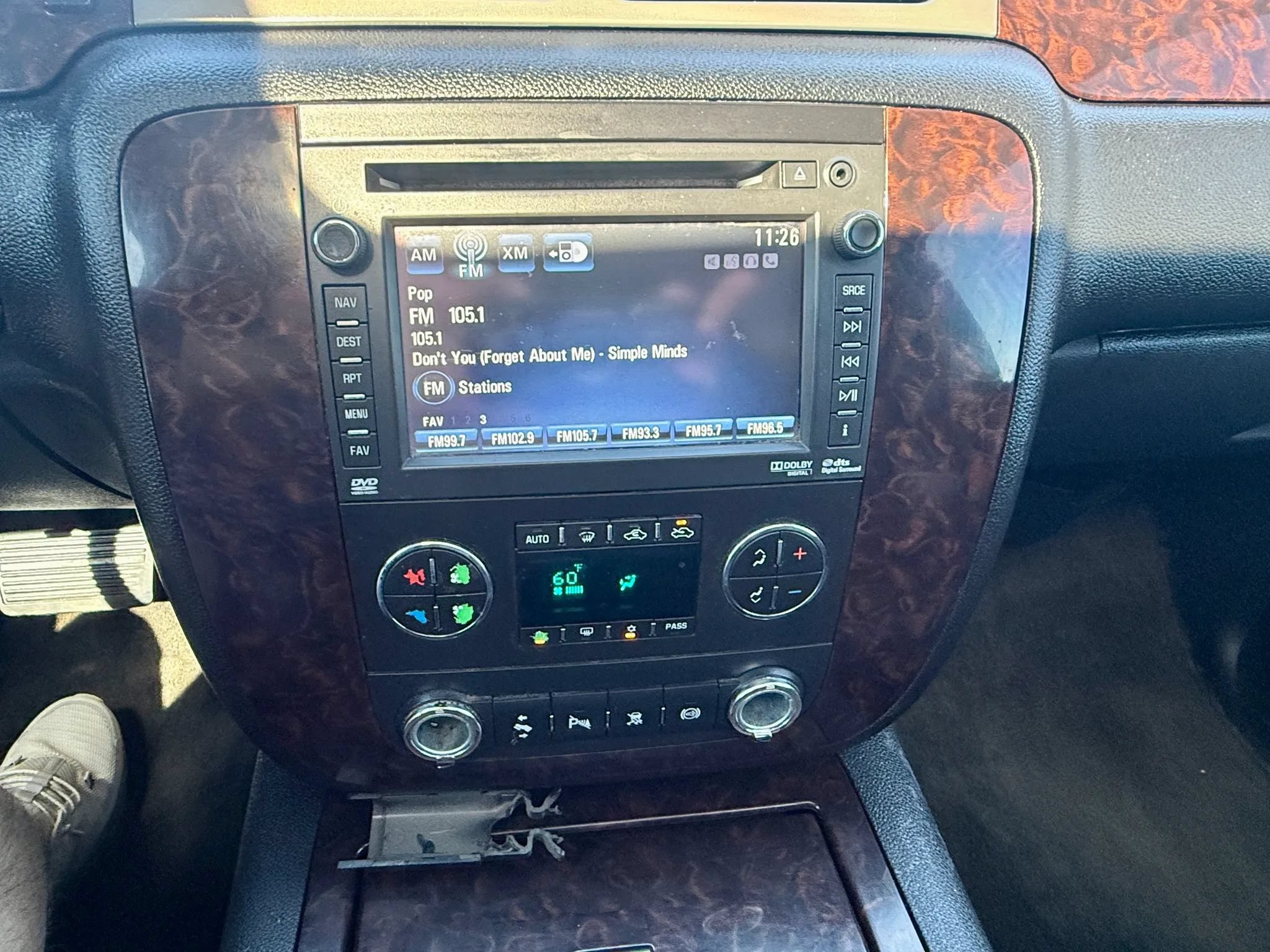 Used 2011 GMC Sierra 2500 Denali AWD/4WD image 10