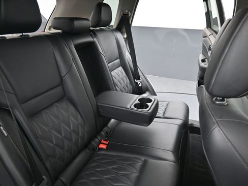 Used 2022 Nissan Rogue Platinum w/ Head-Up Display Package image 28