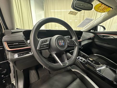 Certified 2025 Buick Envision Sport Touring image 23