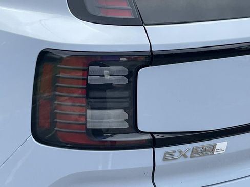 New 2026 Volvo EX30 Plus w/ Climate Package AWD/4WD image 10