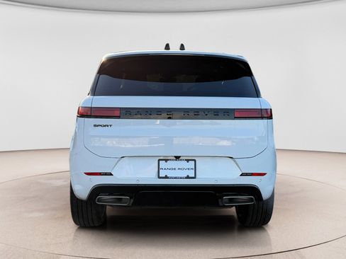 New 2026 Land Rover Range Rover Sport Dynamic SE image 4
