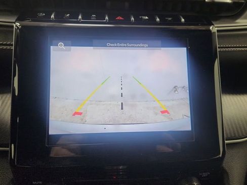 Used 2023 Jeep Grand Cherokee L Laredo image 24