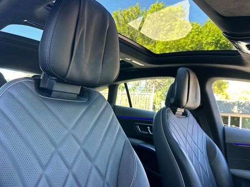 Certified 2023 Mercedes-Benz EQS 580 4MATIC Sedan image 27