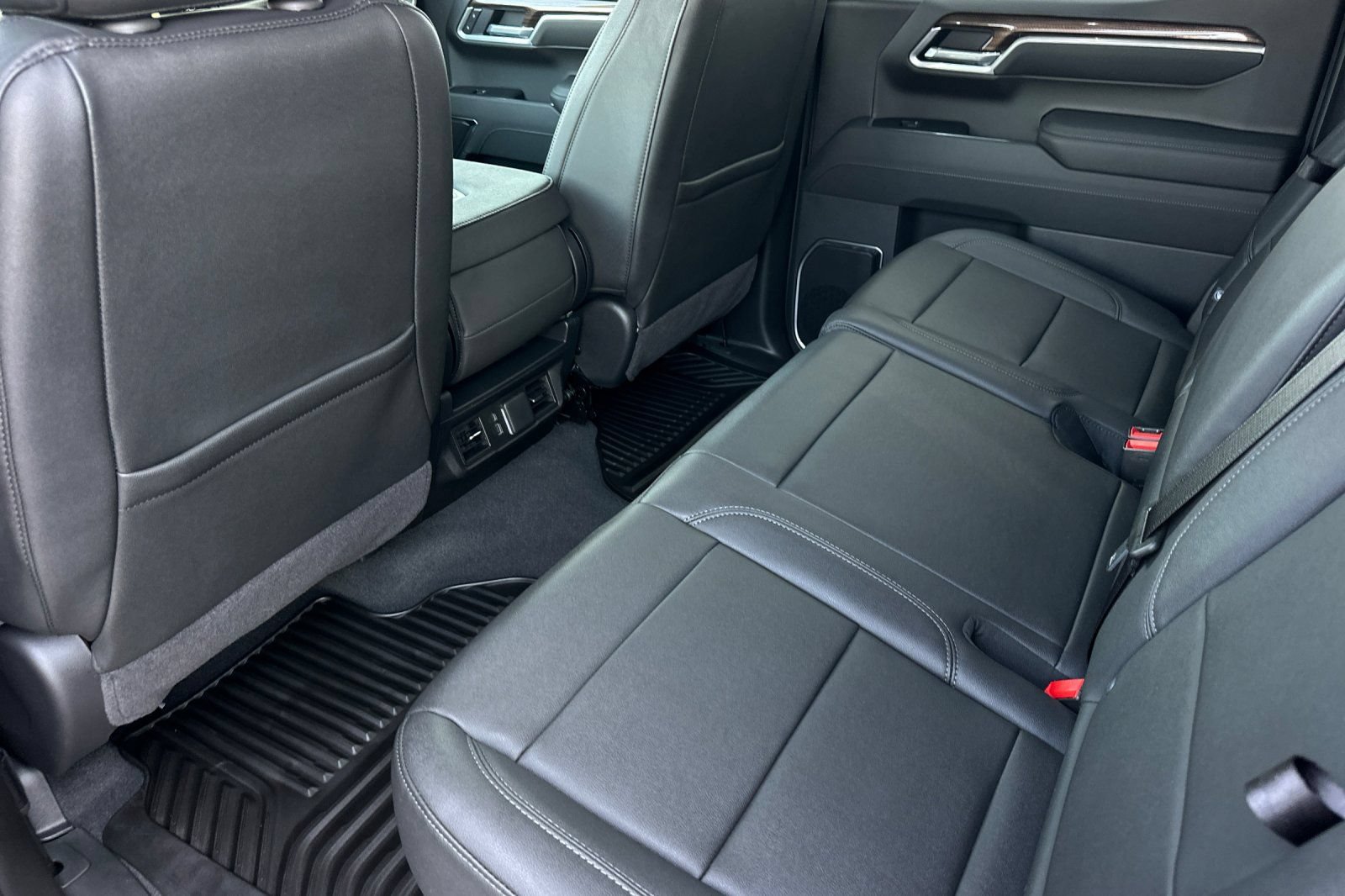New 2026 Chevrolet Silverado 1500 LT w/ Leather Package RWD image 12