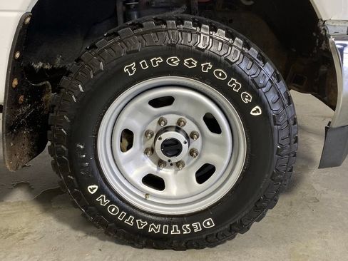 Used 2018 Ford F350 XLT w/ FX4 4x4 Off Road Package image 11