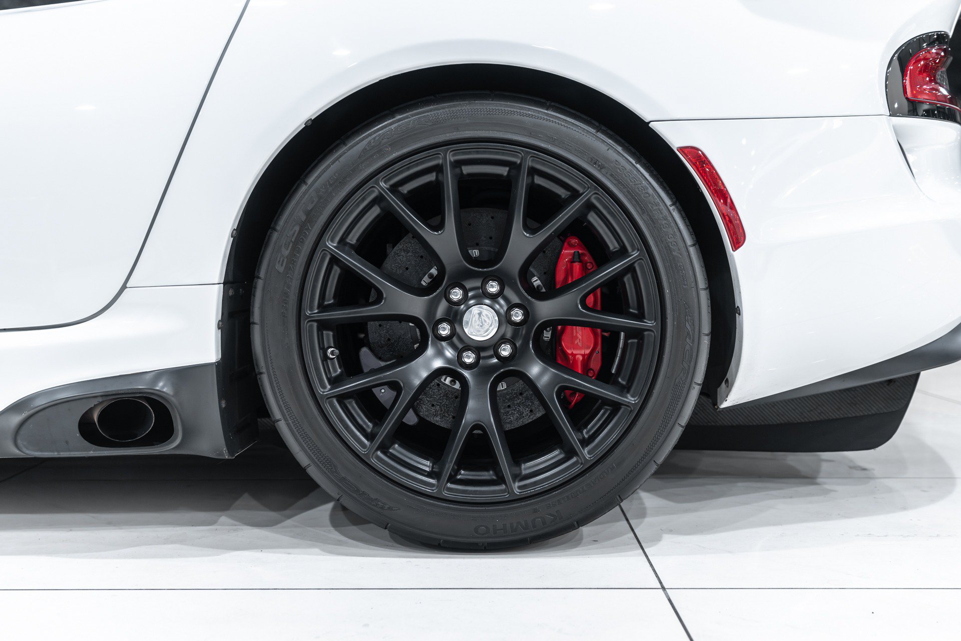 Used 2016 Dodge Viper ACR w/ Extreme Aero Package RWD image 58