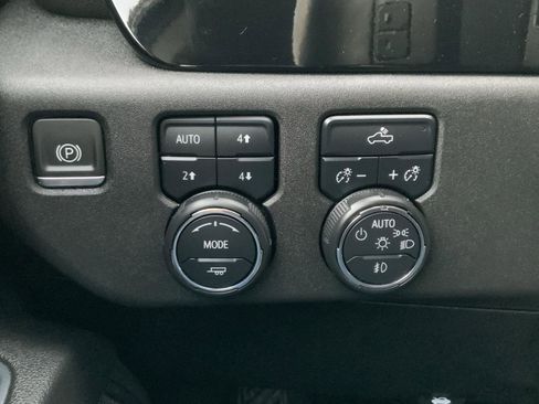 Used 2023 Chevrolet Silverado 1500 RST w/ Convenience Package II image 34