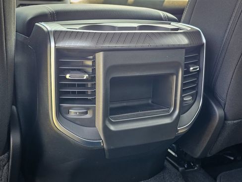 New 2026 RAM 1500 Express AWD/4WD image 33
