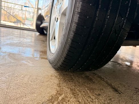 Used 2018 Mercedes-Benz GLE 350 4MATIC image 40