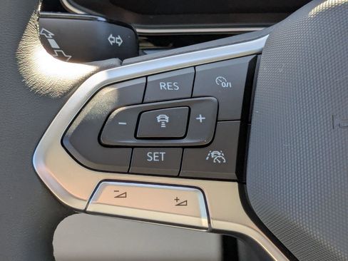 New 2026 Volkswagen Jetta SE image 18