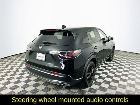 Used 2023 Honda HR-V Sport image 10