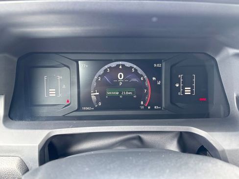 Used 2024 Toyota Tacoma SR AWD/4WD image 13