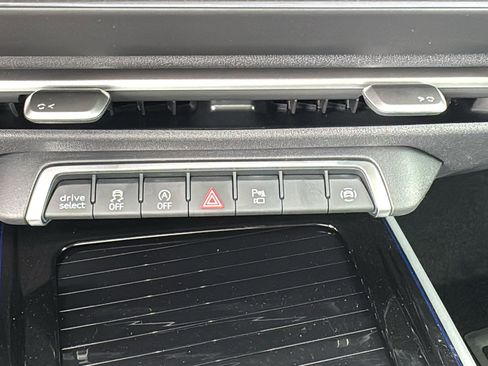 Used 2026 Audi Q3 quattro 2.0T AWD/4WD image 21