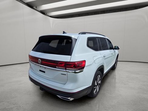 Used 2025 Volkswagen Atlas SE image 5