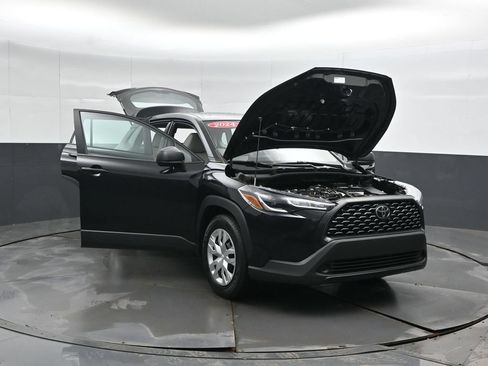 Used 2024 Toyota Corolla Cross L AWD/4WD image 54