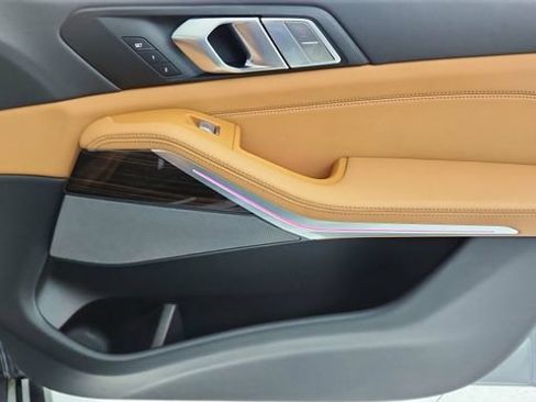 Used 2026 BMW X7 xDrive40i image 24