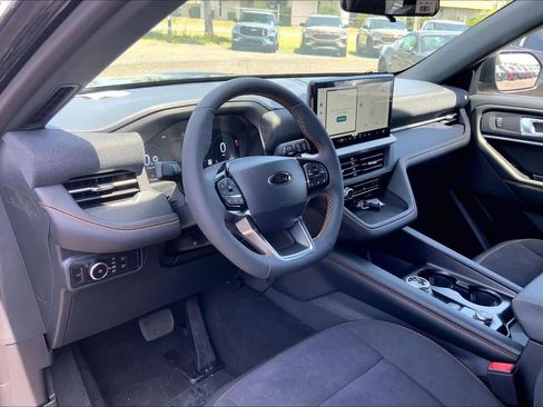 New 2026 Ford Explorer Tremor AWD/4WD image 8