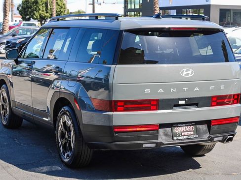 Used 2026 Hyundai Santa Fe SEL FWD image 6