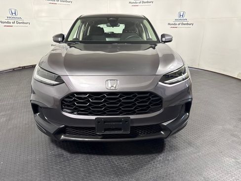 Used 2023 Honda HR-V LX image 2