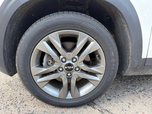 Used 2022 Kia Seltos S AWD/4WD image 20