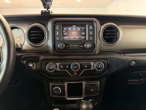 Used 2020 Jeep Wrangler Unlimited Sport AWD/4WD image 27