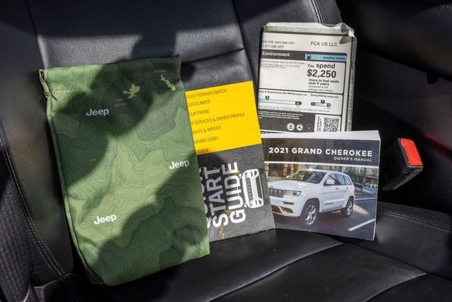 Used 2021 Jeep Grand Cherokee Limited AWD/4WD image 45