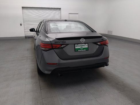 Used 2023 Nissan Sentra SR w/ Midnight Edition Package FWD image 6
