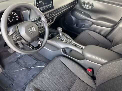 Certified 2026 Honda HR-V LX image 4