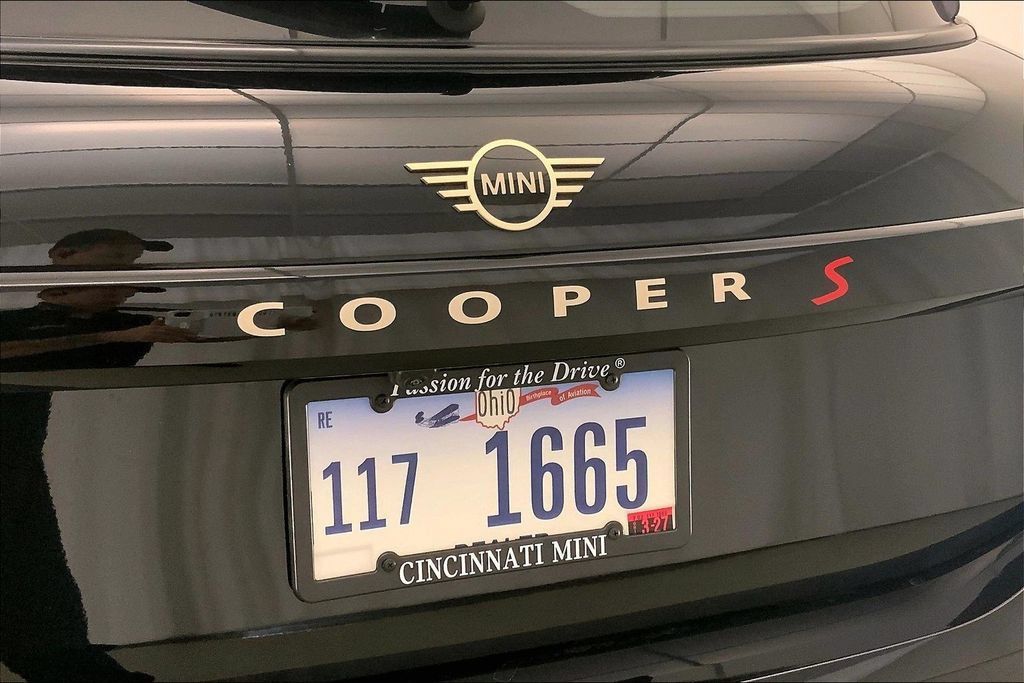 Used 2025 MINI Cooper S FWD image 30