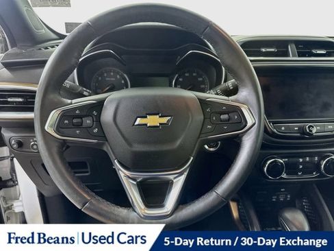 Used 2023 Chevrolet TrailBlazer ACTIV w/ Sun and Liftgate Package AWD/4WD image 16