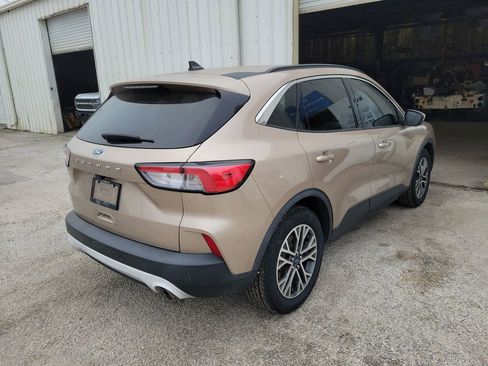 Used 2020 Ford Escape SEL image 3