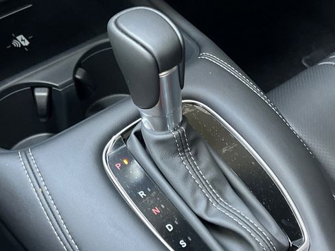 New 2026 Honda HR-V EX-L image 17