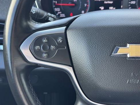 Certified 2023 Chevrolet Traverse LT FWD image 33
