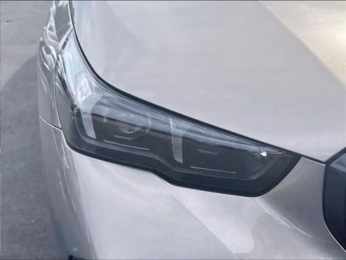 Used 2025 BMW i5 xDrive40 w/ Executive Package AWD/4WD image 30