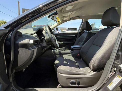 Used 2021 Nissan Altima 2.5 SV FWD image 9