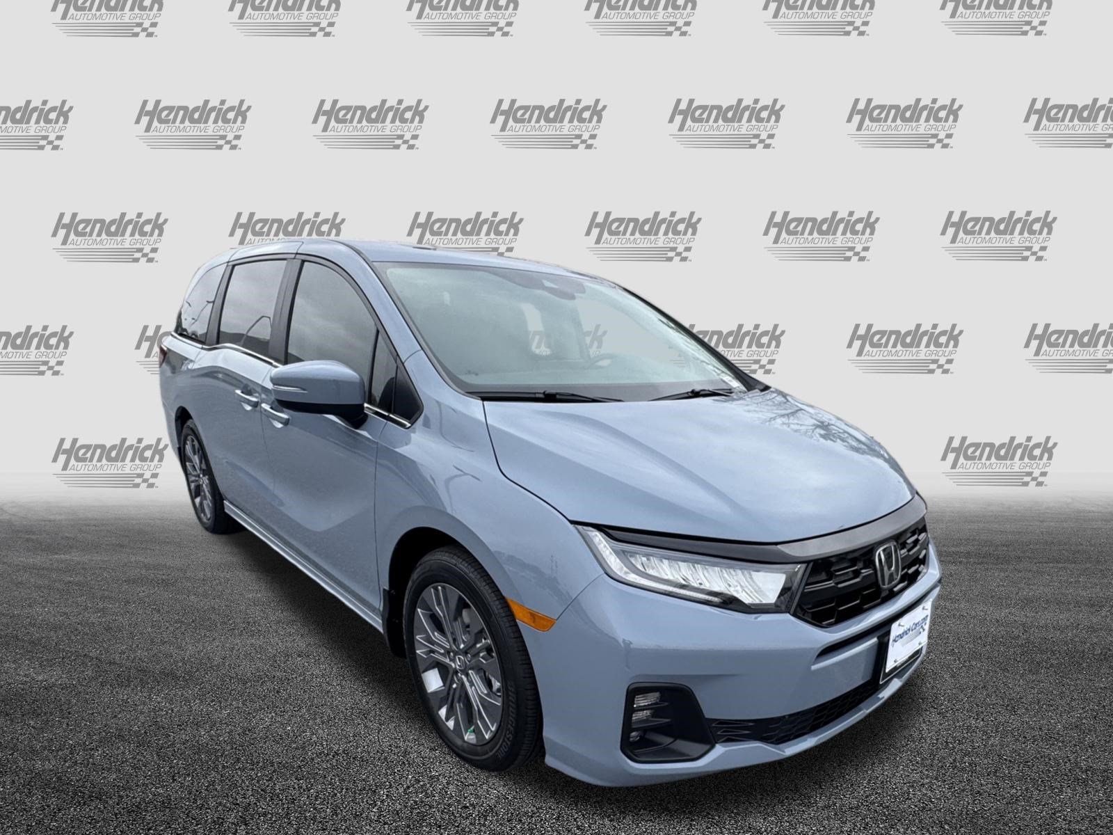 New 2027 Honda Odyssey Touring image 3