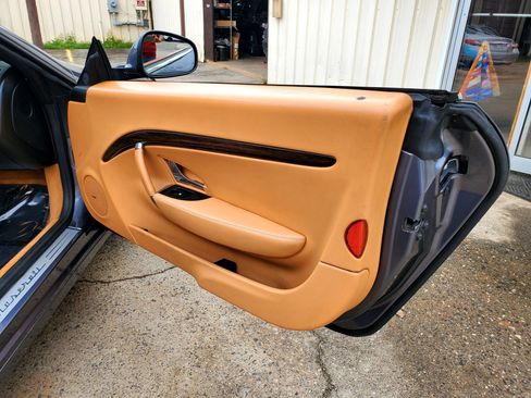 Used 2011 Maserati GranTurismo Convertible RWD image 34